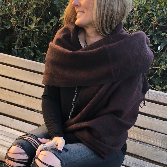 Coffee Pashmina Boho Wool Sourced/Made in Nepal - Picture 3 of 7